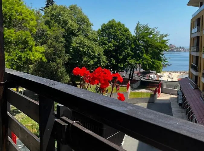 דירה Mario נסבר